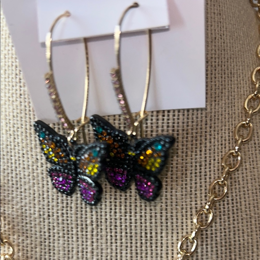 Betsey Johnson Gold Necklace Set with Colorful Butterflies - Picture 5 of 5